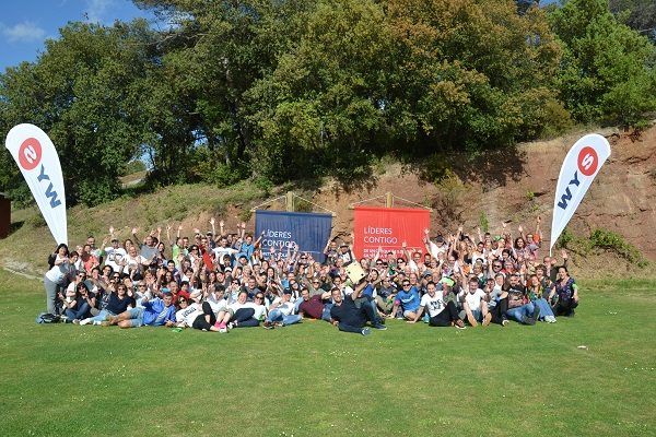Foto de grupo 2ª convención wys Líderes contigo.